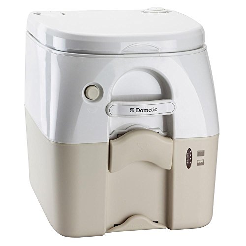 Dometic Sanitation Sanitasi 975 Tandas Mudah Alih 5.0 Gal Tan W/ Kurungan